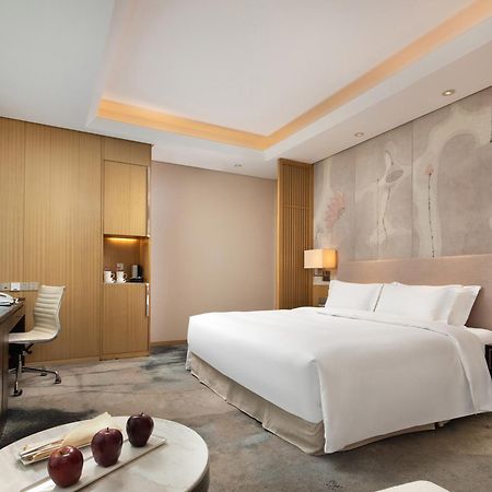 Yun Hotel Ухан Екстериор снимка